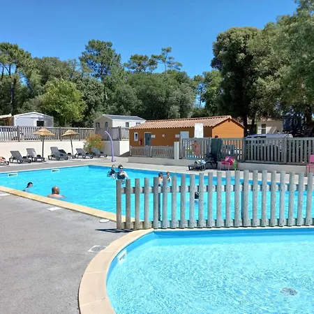 Maeva Respire Parfums D'ete キャンプ場