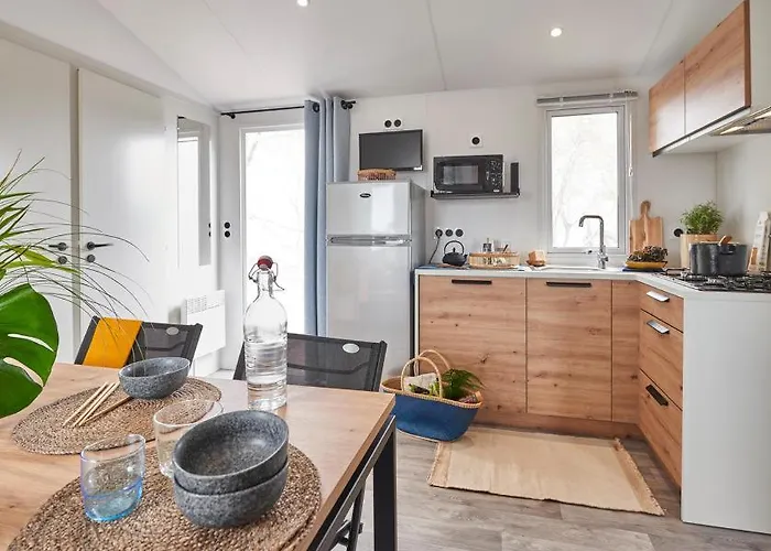 مكان تخييم Maeva Respire Parfums D'ete 4*