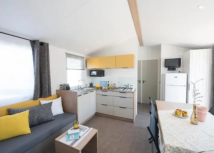 Maeva Respire Parfums D'ete مكان تخييم 4*