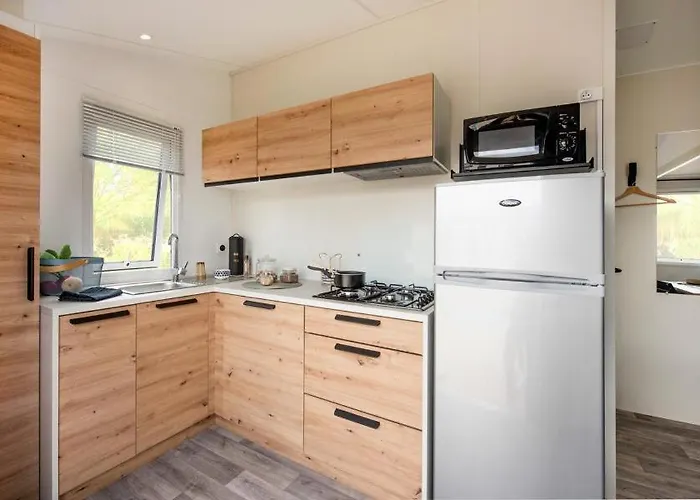 مكان تخييم Maeva Respire Parfums D'ete 4*