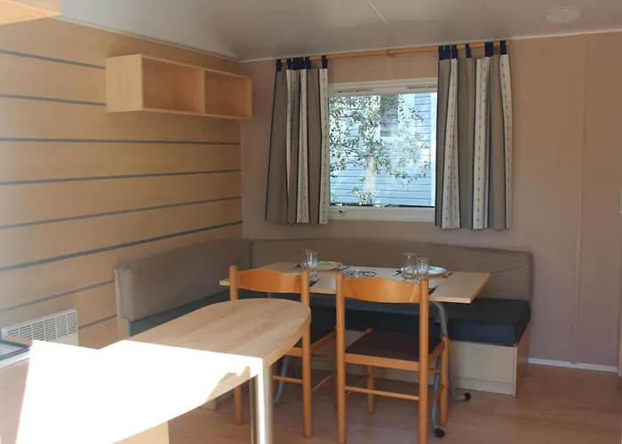 Maeva Respire Parfums D'ete مكان تخييم 4*